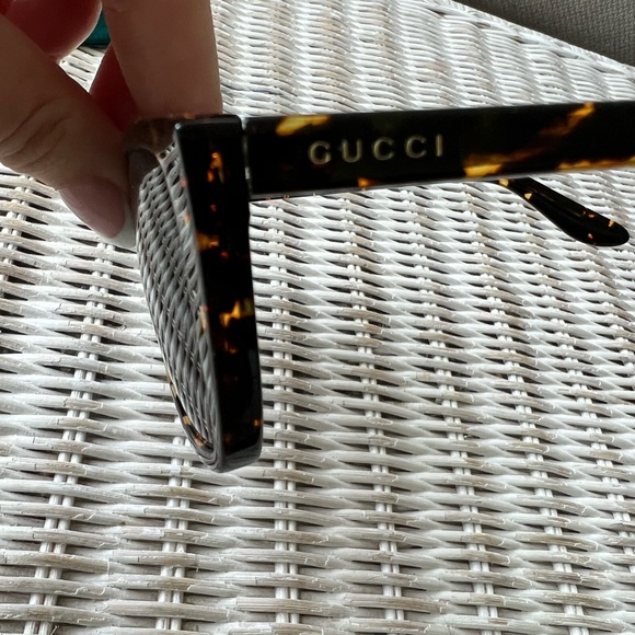 Gucci glasses - Picture 11 of 12